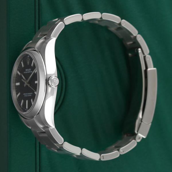 Rolex Oyster Perpetual 124200